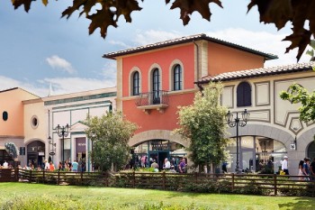 Magasins d'usine de Barberino