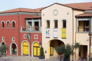 Citta Sant'Angelo Outlet Village